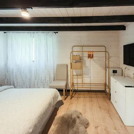 Holiday home Carpathian Barns *